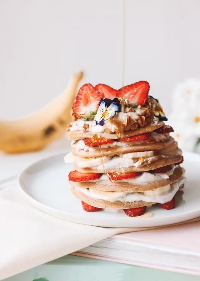Fluffy Cinnamon Roll Pancakes with Yogurt Icing (Gluten-Free & Lactose-Free)